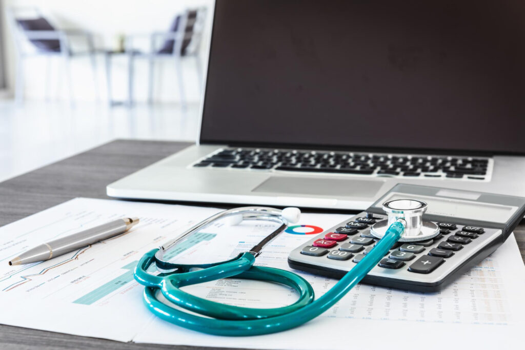 Planejamento tributário para clínicas médicas: estratégias para pagar menos impostos